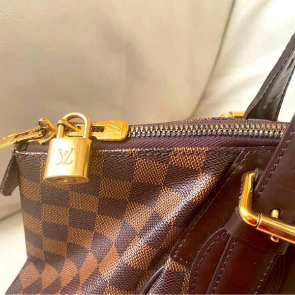 SALE- Authentic Louis Vuitton GM Verona bag in amazing condition - Picture 5 of 12